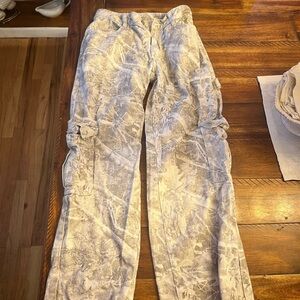 Windsor Stone Gray Cargo Pants